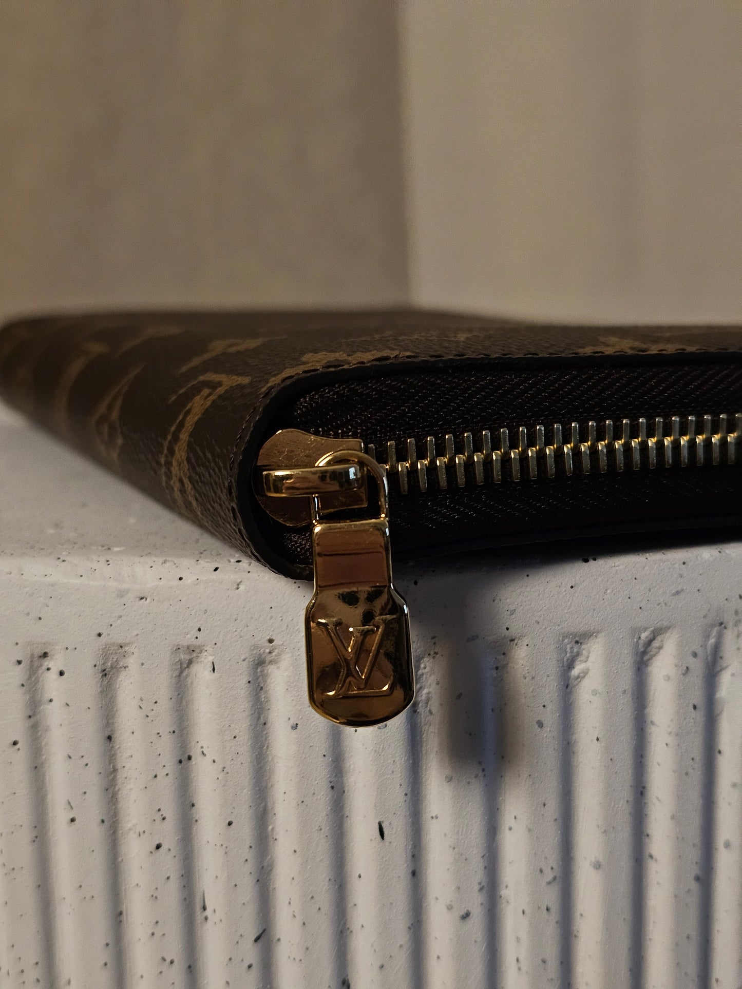 Louis Vuitton Zippy Organizer