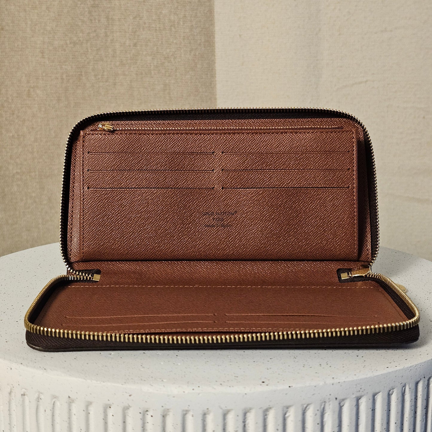Louis Vuitton Zippy Organizer