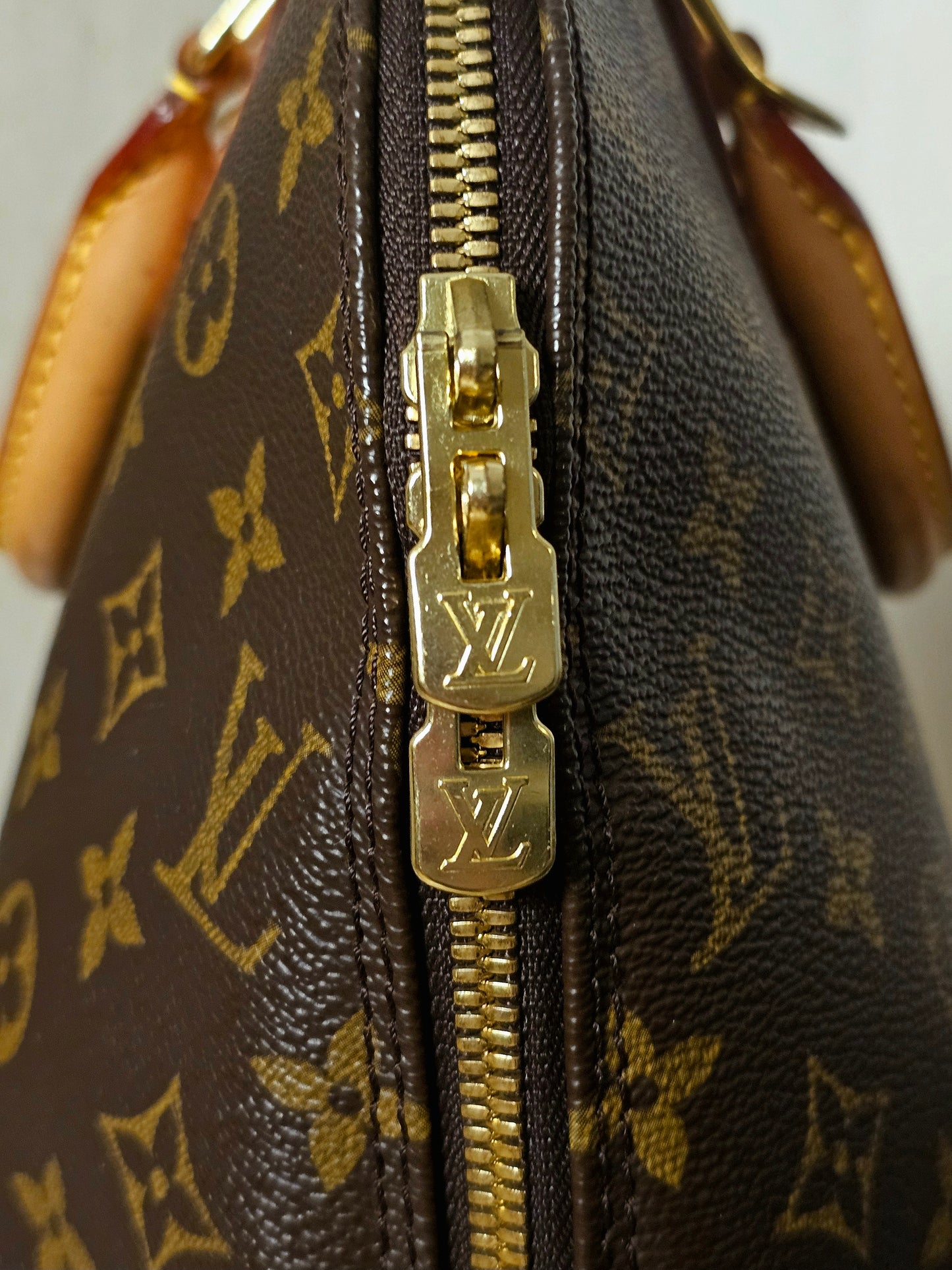 Louis Vuitton Alma PM Monogram