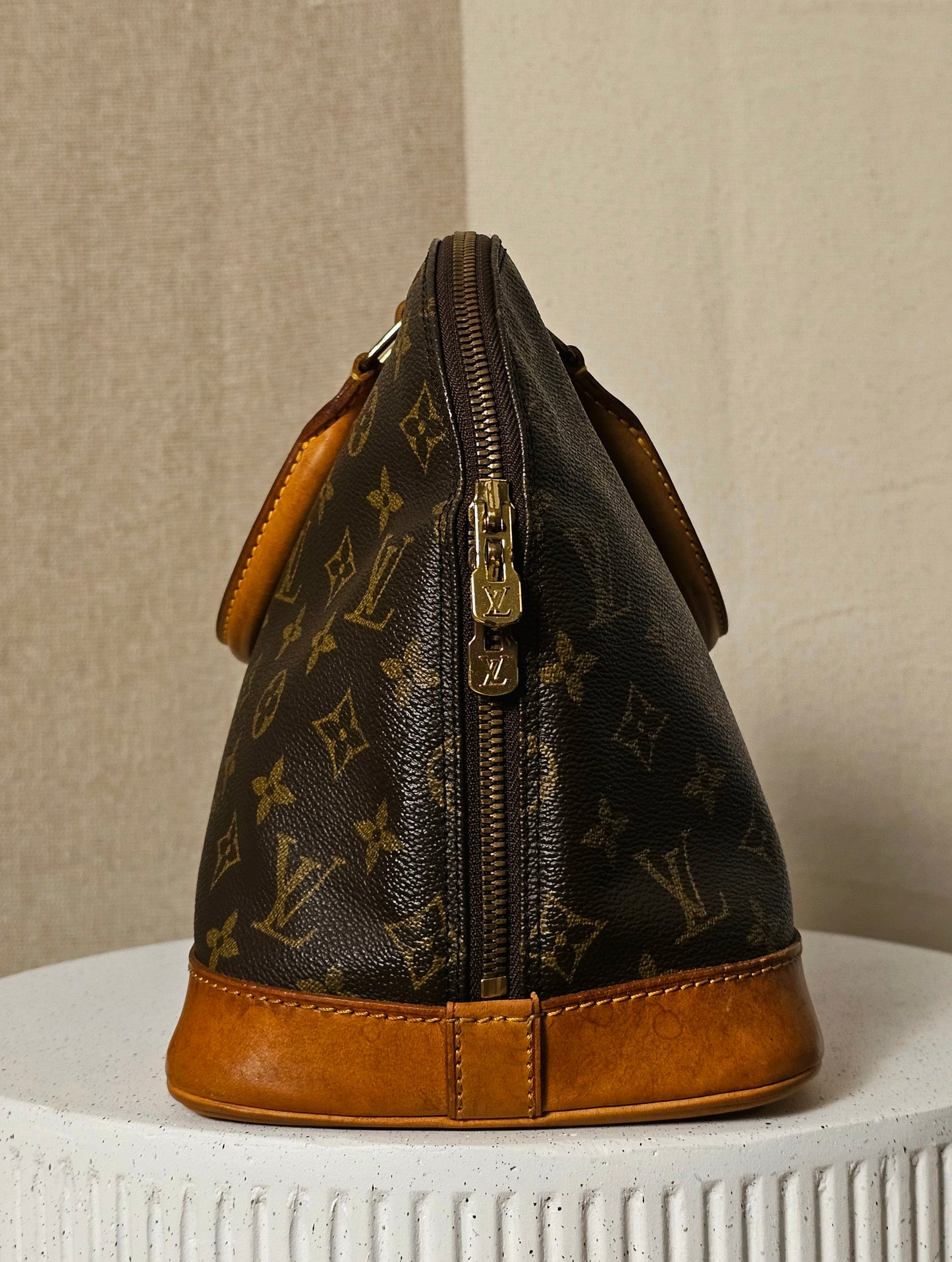 Louis Vuitton Alma PM Monogram